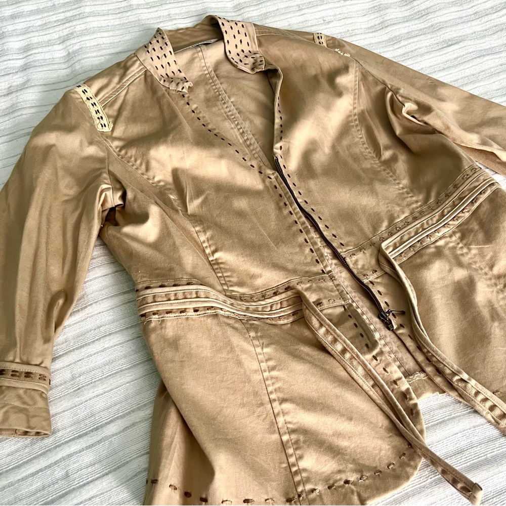 Simon Chang Women’s 3/4 sleeve jacket/blazer in Tan size 10